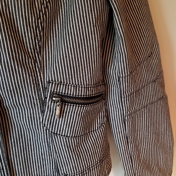 Ruff Hewn jacket - Picture 5 of 9